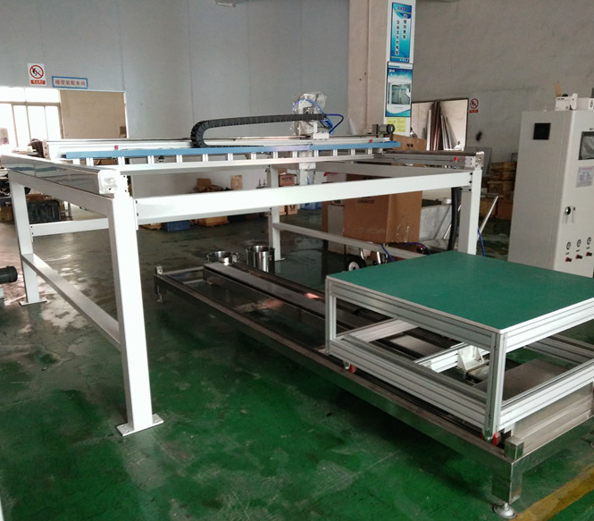 非标自动喷漆机